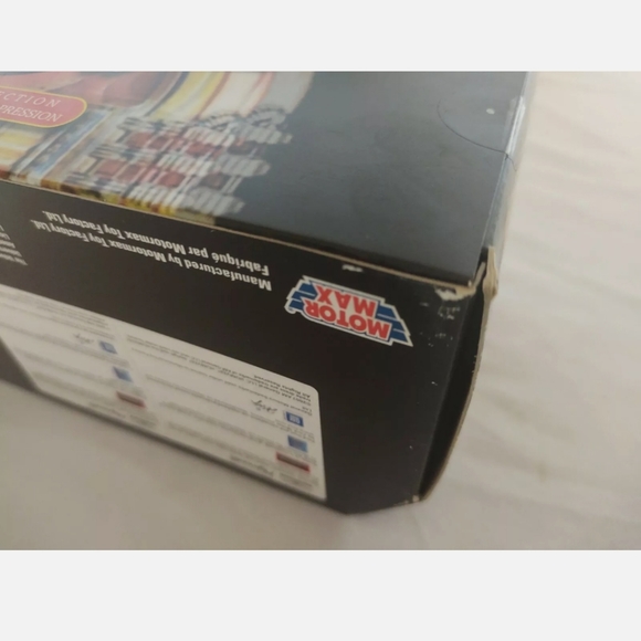 Motor Max 1:24 American Graffiti 1964 1/2 Mustang - Picture 9 of 9